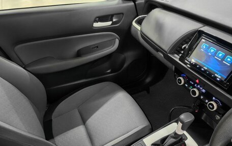 Honda Fit, 2022 год, 1 250 000 рублей, 12 фотография