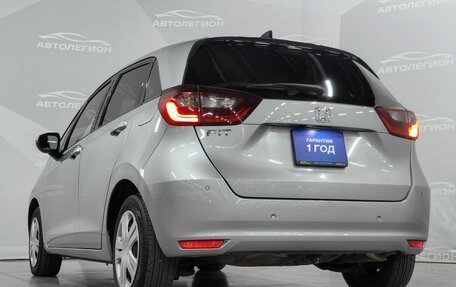 Honda Fit, 2022 год, 1 250 000 рублей, 24 фотография