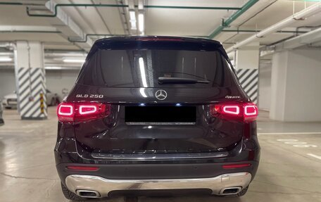 Mercedes-Benz GLB, 2020 год, 4 300 000 рублей, 11 фотография