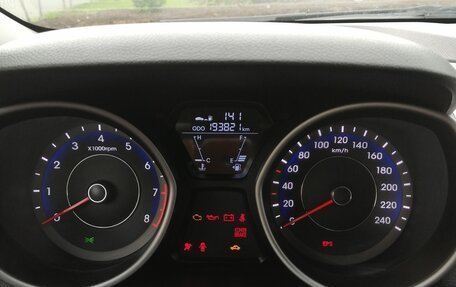 Hyundai Elantra V, 2012 год, 750 000 рублей, 7 фотография
