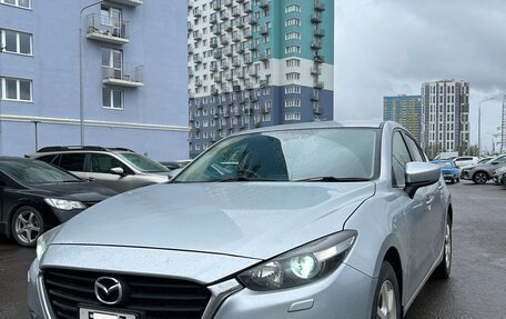 Mazda Axela, 2017 год, 1 230 000 рублей, 2 фотография