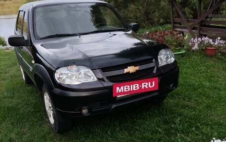 Chevrolet Niva I рестайлинг, 2011 год, 600 000 рублей, 2 фотография