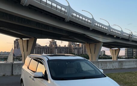 KIA Carnival III, 2018 год, 2 649 000 рублей, 2 фотография