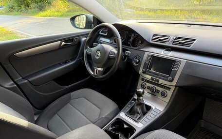 Volkswagen Passat B7, 2012 год, 1 350 000 рублей, 17 фотография