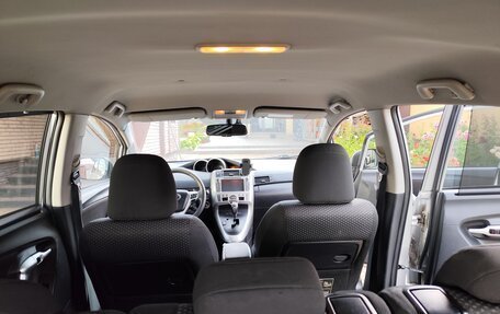 Toyota Verso I, 2010 год, 900 000 рублей, 10 фотография