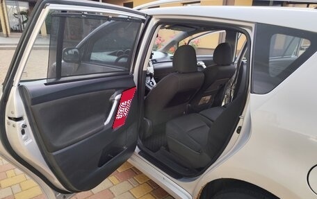 Toyota Verso I, 2010 год, 900 000 рублей, 11 фотография