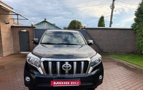 Toyota Land Cruiser Prado 150 рестайлинг 2, 2014 год, 2 850 000 рублей, 3 фотография
