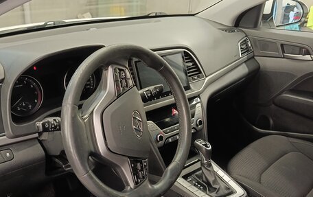Hyundai Elantra VI рестайлинг, 2016 год, 1 200 000 рублей, 11 фотография