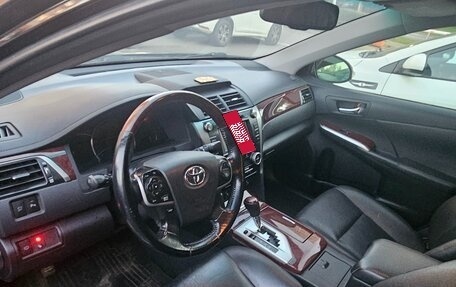 Toyota Camry, 2012 год, 1 400 000 рублей, 4 фотография