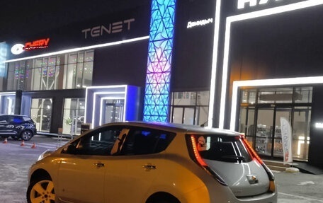 Nissan Leaf I, 2011 год, 560 000 рублей, 1 фотография