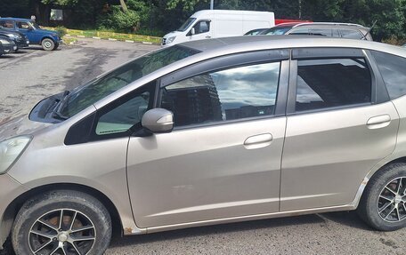 Honda Fit III, 2010 год, 333 000 рублей, 2 фотография