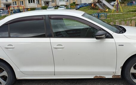 Volkswagen Jetta VI, 2013 год, 800 000 рублей, 2 фотография