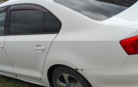 Volkswagen Jetta VI, 2013 год, 800 000 рублей, 4 фотография