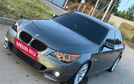 BMW 5 серия, 2005 год, 900 000 рублей, 16 фотография