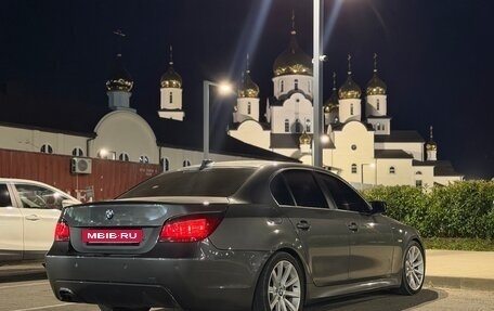 BMW 5 серия, 2005 год, 900 000 рублей, 26 фотография