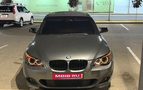 BMW 5 серия, 2005 год, 900 000 рублей, 25 фотография