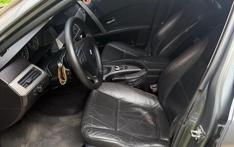 BMW 5 серия, 2005 год, 900 000 рублей, 40 фотография