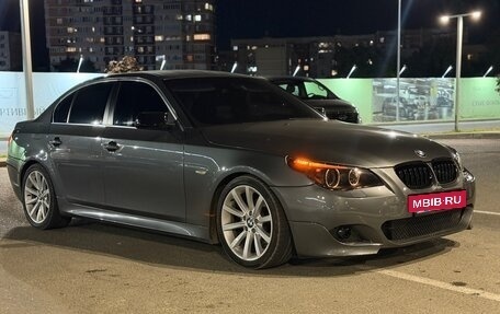 BMW 5 серия, 2005 год, 900 000 рублей, 30 фотография
