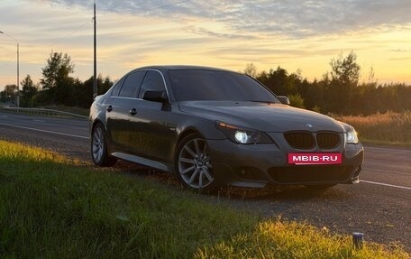 BMW 5 серия, 2005 год, 900 000 рублей, 37 фотография