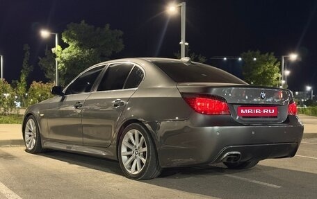 BMW 5 серия, 2005 год, 900 000 рублей, 31 фотография