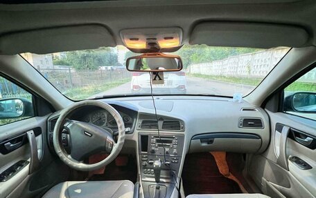 Volvo S60 III, 2001 год, 285 000 рублей, 6 фотография