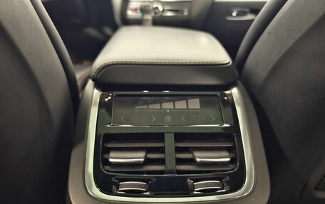 Volvo XC60 II, 2020 год, 3 299 000 рублей, 18 фотография