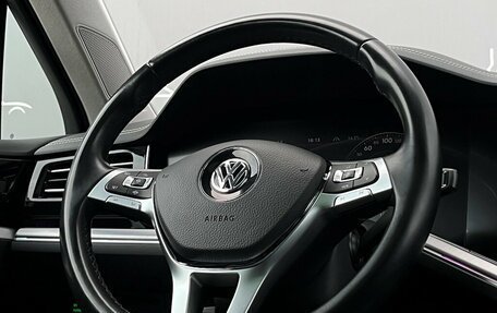Volkswagen Touareg III, 2019 год, 4 396 400 рублей, 30 фотография
