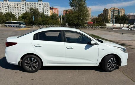 KIA Rio IV, 2017 год, 1 070 000 рублей, 6 фотография