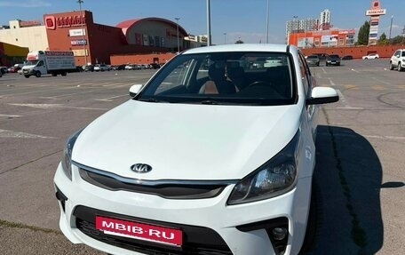 KIA Rio IV, 2017 год, 1 070 000 рублей, 2 фотография