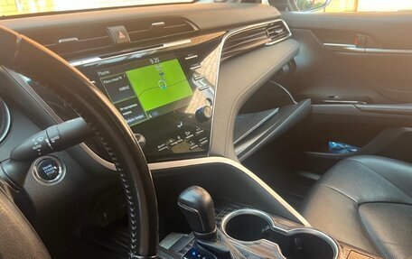 Toyota Camry, 2020 год, 3 000 000 рублей, 4 фотография