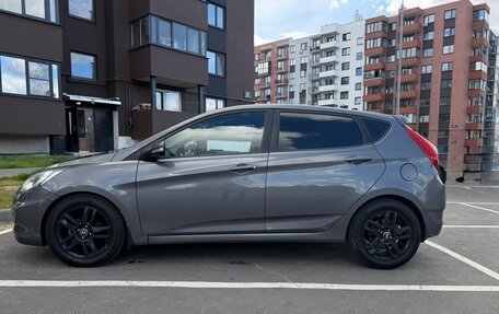 Hyundai Solaris II рестайлинг, 2012 год, 819 000 рублей, 5 фотография