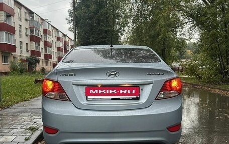 Hyundai Solaris II рестайлинг, 2012 год, 680 000 рублей, 3 фотография
