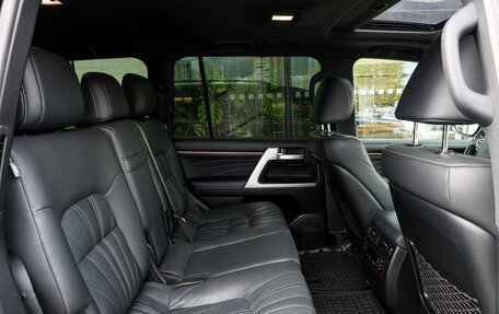 Toyota Land Cruiser 200, 2020 год, 8 149 000 рублей, 11 фотография