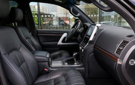 Toyota Land Cruiser 200, 2020 год, 8 149 000 рублей, 10 фотография