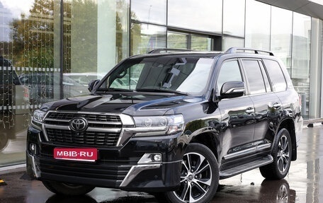 Toyota Land Cruiser 200, 2020 год, 8 149 000 рублей, 1 фотография