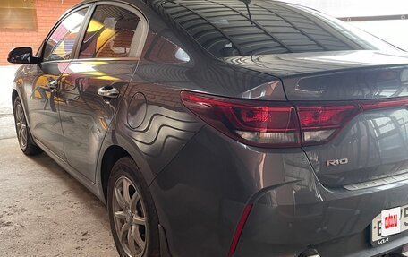 KIA Rio IV, 2021 год, 1 700 000 рублей, 4 фотография