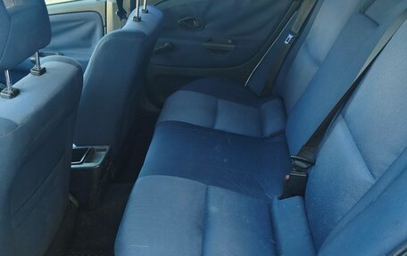 Mitsubishi Carisma I, 2003 год, 95 000 рублей, 4 фотография
