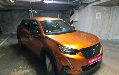 Peugeot 2008 II, 2023 год, 1 799 000 рублей, 2 фотография