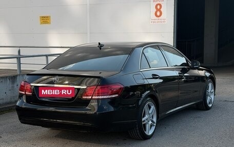 Mercedes-Benz E-Класс, 2015 год, 1 999 000 рублей, 4 фотография
