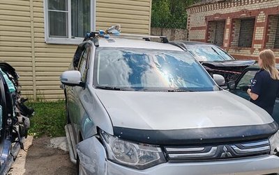 Mitsubishi Outlander III рестайлинг 3, 2014 год, 550 000 рублей, 1 фотография