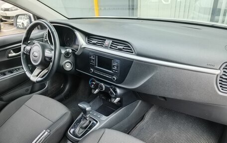 KIA Rio IV, 2021 год, 1 700 000 рублей, 10 фотография