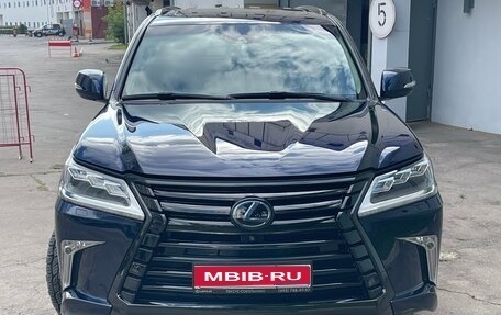 Lexus LX III, 2017 год, 11 200 000 рублей, 1 фотография