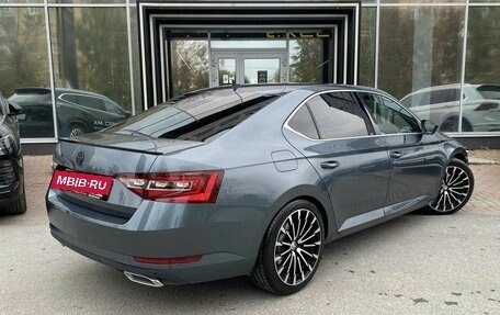 Skoda Superb III рестайлинг, 2018 год, 2 169 000 рублей, 4 фотография