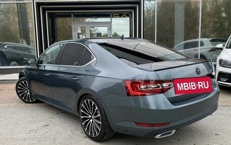 Skoda Superb III рестайлинг, 2018 год, 2 169 000 рублей, 6 фотография