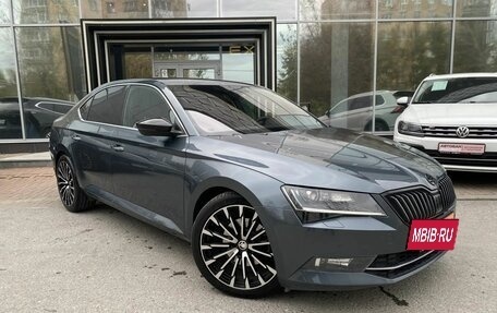 Skoda Superb III рестайлинг, 2018 год, 2 169 000 рублей, 3 фотография