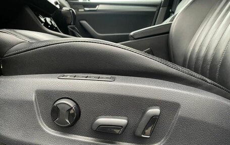 Skoda Superb III рестайлинг, 2018 год, 2 169 000 рублей, 28 фотография