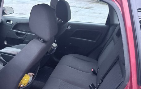 Ford Fiesta, 2006 год, 280 000 рублей, 3 фотография