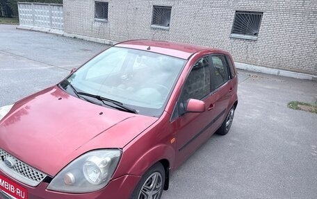 Ford Fiesta, 2006 год, 280 000 рублей, 2 фотография