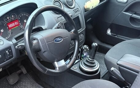 Ford Fiesta, 2006 год, 280 000 рублей, 10 фотография