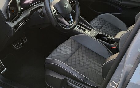 Volkswagen Golf VIII, 2022 год, 3 200 000 рублей, 9 фотография